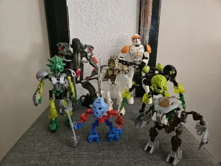 Lote de Lego Bionicle, Star Wars y Hero Factory.