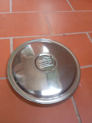 Tapacubos Seat 600