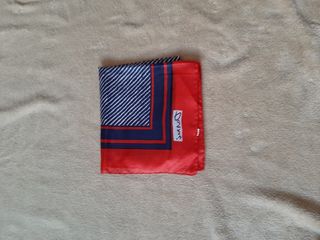 Pañuelo Darmi Azul Marino y Rojo