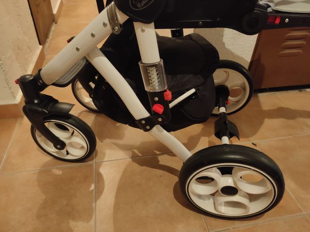 OFERTA:Carro bebe poco uso