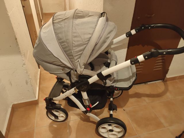 OFERTA:Carro bebe poco uso