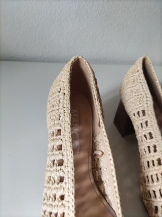 Tacones Mango trenzados beige