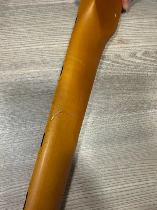Cuerpo Bajo Schecter tbass 5 cuerdas