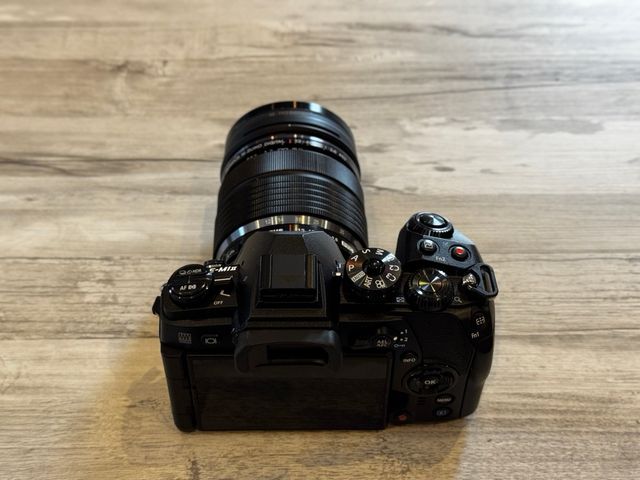 Olympus OM-D E-M1 Mark II + M.Zuiko 12-40mm PRO