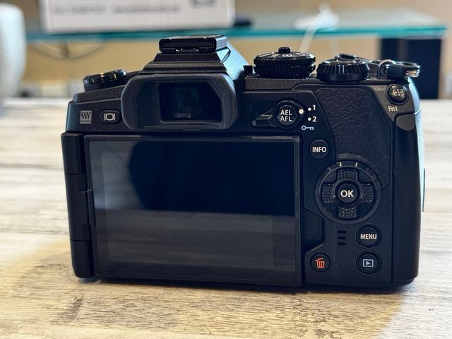Olympus OM-D E-M1 Mark II + M.Zuiko 12-40mm PRO