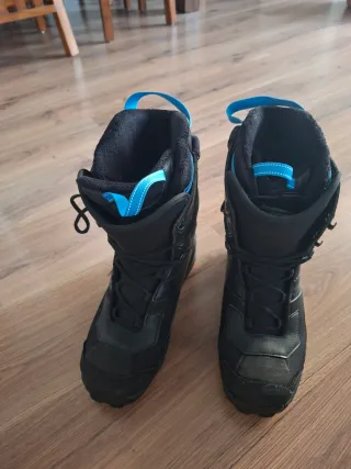 Scarponi da snowboard da uomo taglia 43