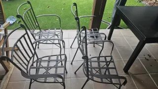 Conjunto mesa de jardín de mosaico y 4 sillas
