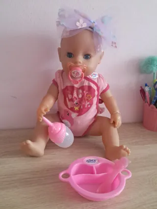 Muñeca Baby Born con accesorios