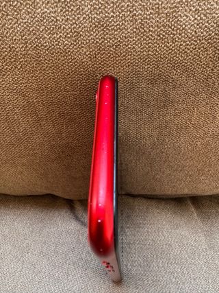 iPhone 11 Rojo - Para Piezas No
Funciona Rota