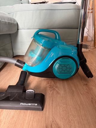 Aspiradora Rowenta Compact Power Cyclonic