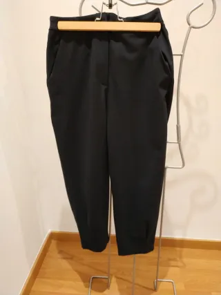 Pantalón carrot azul marino 