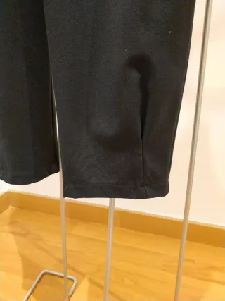 Pantalón carrot azul marino 