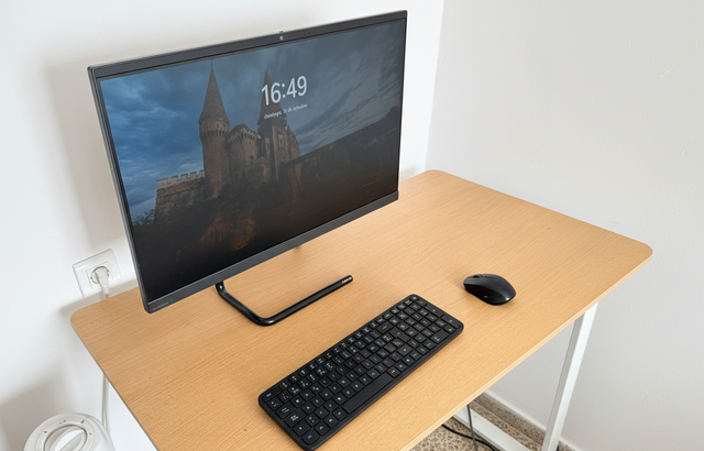 Lenovo Todo en Uno 27 i5 SSD 512GB 8GB RAM