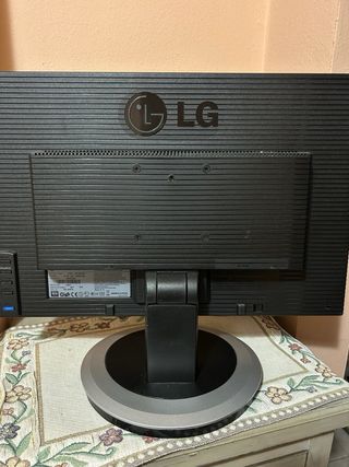 Monitor LG Flatron Wide