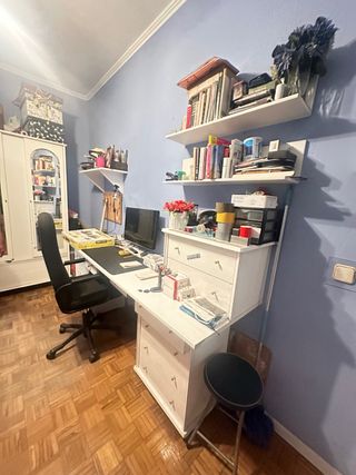 Mensole, letti, tavoli, scrivanie
TV tutto 