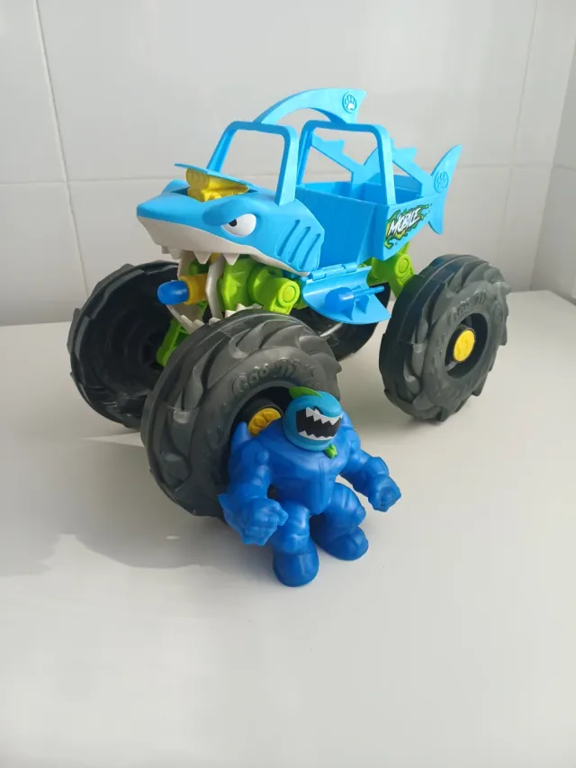 Héroes Goo Jit Zu Mega Vehículo Goo JIT Zu CO41411