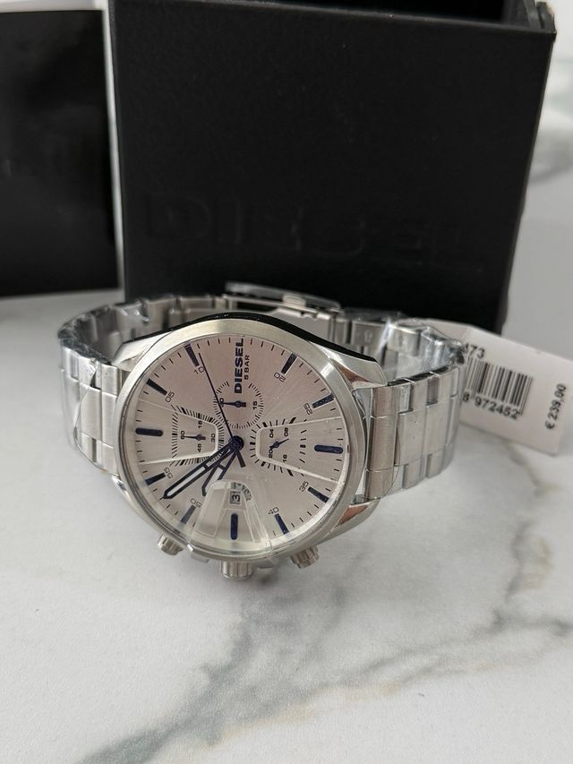 Reloj Diesel Cronógrafo Plata y Azul Nuevo