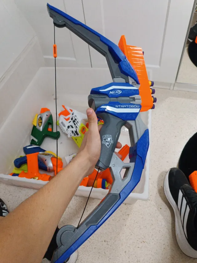 Nerf Stratobow