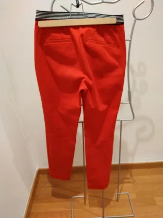 Pantalones rojos