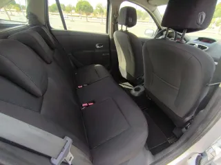 Renault Clio Grand Tour