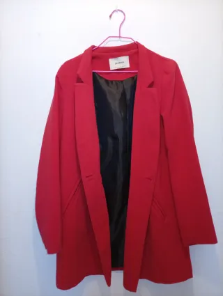 Chaqueta Stradivarius Roja Talla M