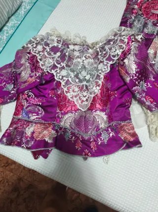 Traje de Fallera Talla 42-44 con Zapatos