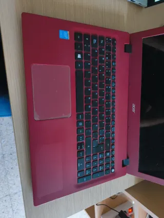 Portátil Acer e5 573 Intel Core i3 