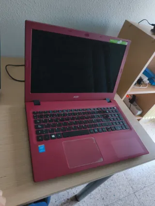 Portátil Acer e5 573 Intel Core i3 