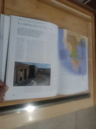 Atlas histórico de la antigua Roma. Edimat.