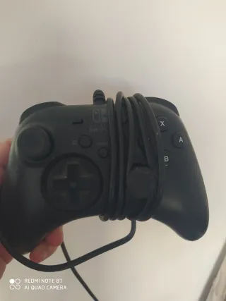 Mando Nintendo Switch con cable