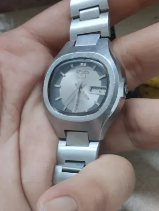 Reloj Seiko Automático de acero 