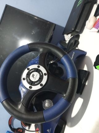 Volante Fanatec para PlayStation y pedales