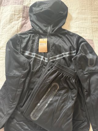 Conjunto Nike Sudadera y Pantalón Negro