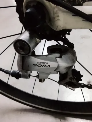 Bicicleta de carretera Giant Defy