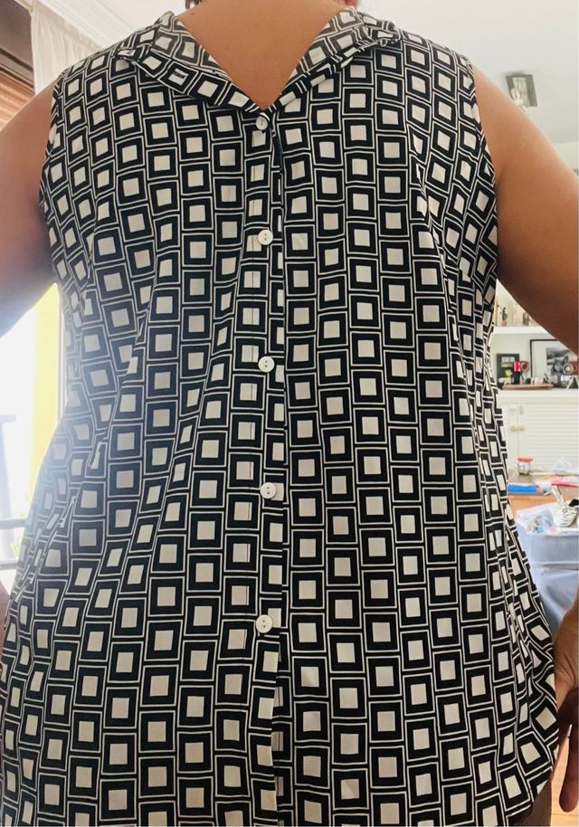 Blusa geométrica manga corta