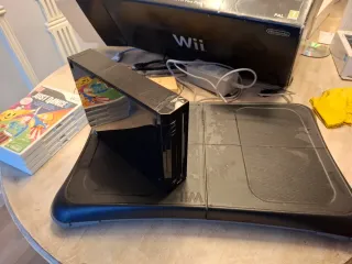 Nintendo Wii Fit Plus Pack Negra