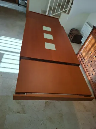 Mesa comedor extensible madera cerezo. 135/180/225