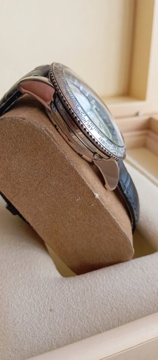 Reloj Suizo Corum Admiral's Cup Challenger 44 GMT