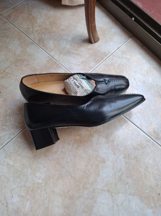Zapatos negros GODY talla 40
