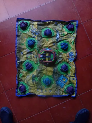 Manta de juegos con arañas