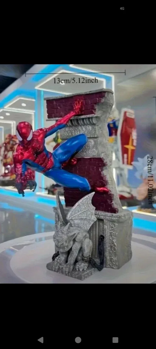 Statuetta Uomo Ragno con Gargoyle con scatola