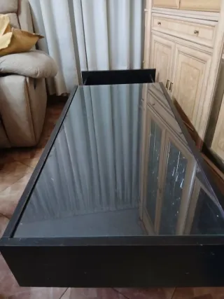Mesa de centro cristal y madera negra