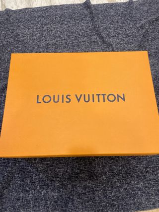 Caja Louis Vuitton 60x44x25cm
