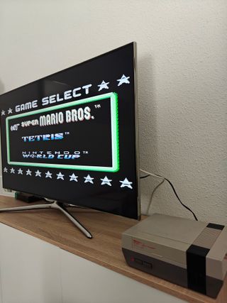 Nintendo NES + juego + mando