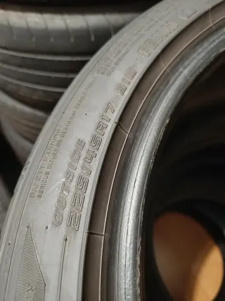 Falken 225/45R17 91W Neumático