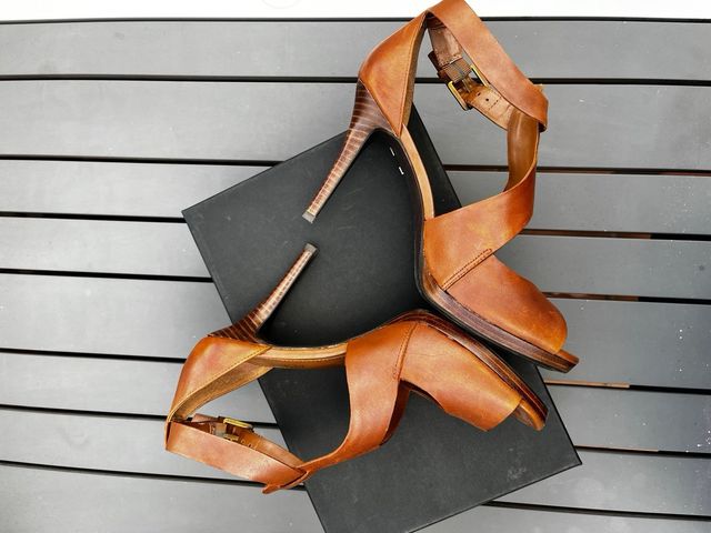 Zapatos de tacón Lauren Ralph Lauren  en piel 