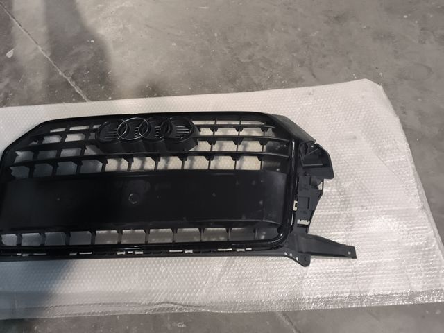 Calandra Audi Q3 Quatroo 2017