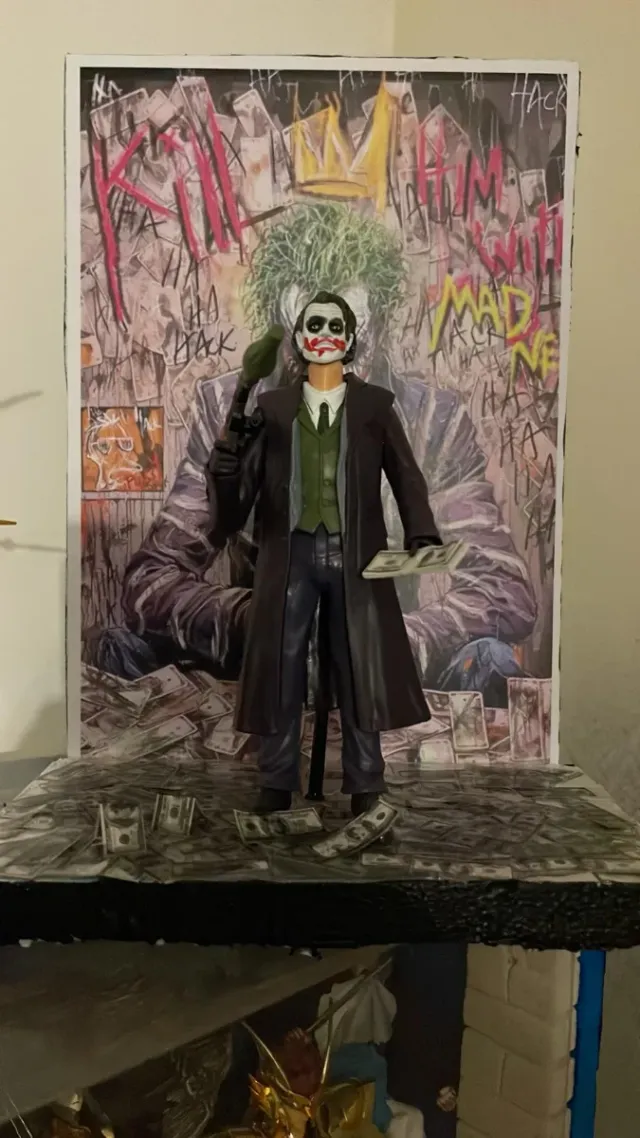 Action Figure Joker con Diorama