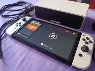 Nintendo Switch OLED White praticamente nuovo!