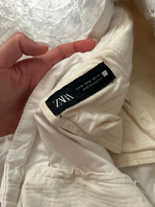 Pantalones cargo beige